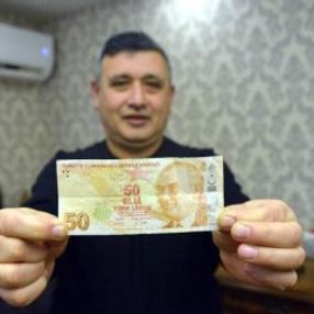 Hatalı basılan 50 TL'yi 50 bin TL'ye satacak