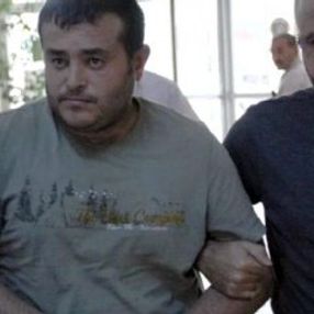 Otobüs durağında eşini öldüren cani için karar verildi