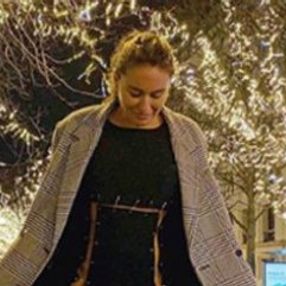 Eda Taşpınar'dan derin yırtmaç