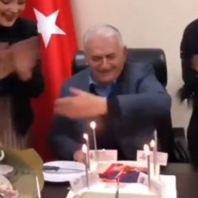 Binali Yıldırım'ın doğum günü kutlandı
