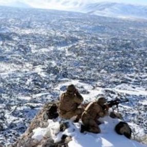 Van'da eksi 35 derecede vatan nöbeti