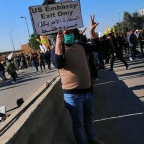 Haşdi Şabi yanlıları ABD Büyükelçiliği'ni işgal etti