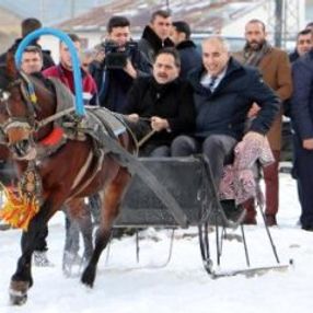 Erzurum'da başkan ve müdürün zor anları