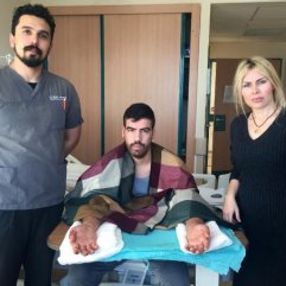 Çift kol nakilli hasta taburcu olmaya hazırlanıyor