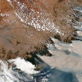 Avustralya'daki yangının dumanı karşı kıtada