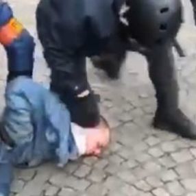 Fransız polisinden göstericiye orantısız güç ile müdahale