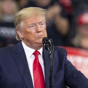 Trump'a yönelik azil soruşturmasında yargılama başladı