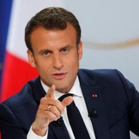Macron'un görüntüsünü paylaşan gazeteci gözaltında