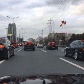 İstanbul'da asker uğurlama konvoyunda drift terörü