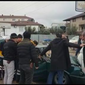 Sevmiyorum cevabını duyan kadın direksiyonu kırdı