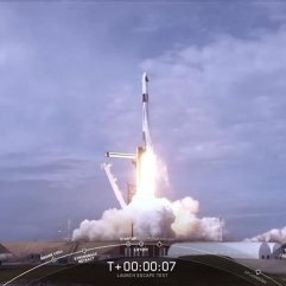 SpaceX, roketi havada patlattığı acil durum testini tamamladı