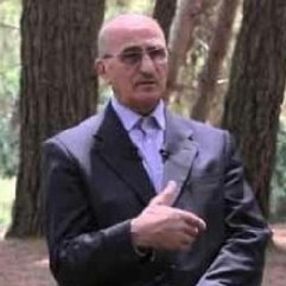 Bekmezci, fotoğraflara rağmen 'FETO ile görüşmedim' diyor
