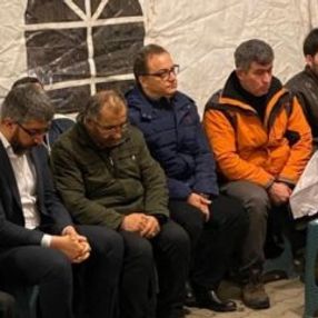 Metin Feyzioğlu'ndan şehit teğmenin ailesine taziye ziyareti