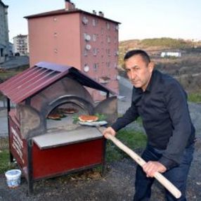 Mahalle muhtarı seçim vaadini yerine getirdi