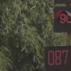 Mumbai'de kornaya basan kırmızıda çok bekleyecek