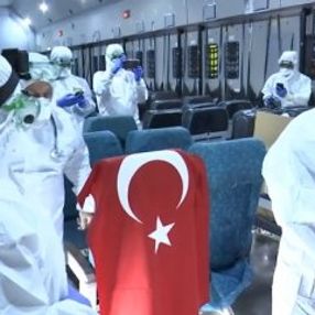 Türk vatandaşlarını alan uçak Çin'den yola çıktı