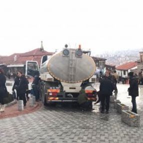 Ankara'da su kuyruğu