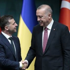Türkiye Ukrayna ordusuna 200 milyon TL verecek