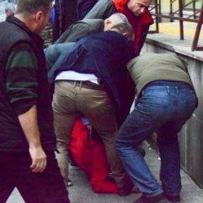 Düzce'de kuyumcu hırsızını esnaf yakaladı