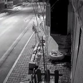 Polis, karda iz bırakan hırsızı yakaladı