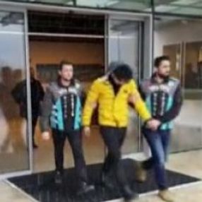 Ambulansla VIP yolcu taşıyan sürücü yakalandı