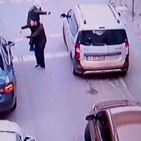 Kapkaççıların film sahnelerini aratmayan kaçışı