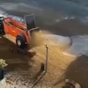 Çiftçiler hükümetin tarım politikasını protesto etti