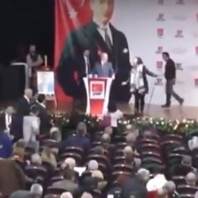 CHP'nin kongresinde olay çıktı