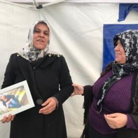 Diyarbakır'da bir anne daha evladına kavuştu
