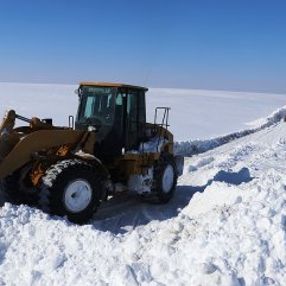 Ağrı'da 30 bin kilometre karlı yol ulaşıma açıldı