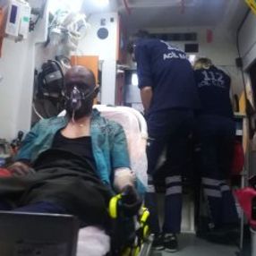 İzmir'deki yangında 10 kişi dumandan etkilendi