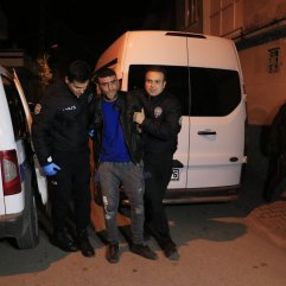 Adana'da yakalanan araba hırsızı: Oyun zannettim