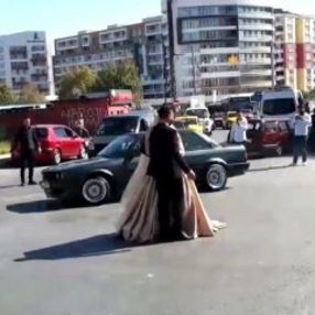 İstanbul'dan kaydedilen düğün konvoyu görüntüleri
