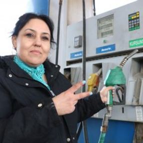 Kahramanmaraş'taki pompacı Sevda, dikkat çekiyor