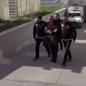 İranlı bağırsağından çıkan uyuşturucuyu kabul etmedi