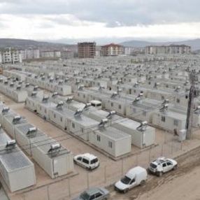 Elazığ'da 500 depremzedeye anahtarlar verildi