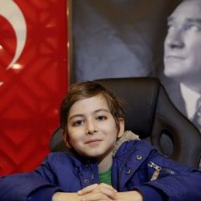 Atakan için pedofili açıklamalar yapan çalışan kovuldu