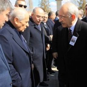 Bahçeli, Kılıçdaroğlu'nun elini sıkmadı