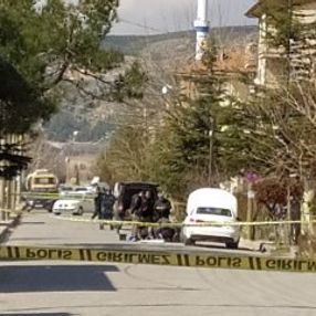 Yeğeninin otomobiline bomba yerleştiren zanlı yakalandı