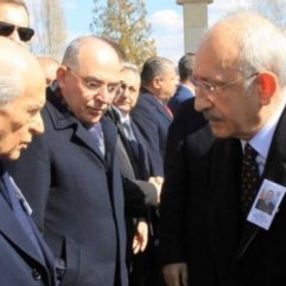 Bahçeli'nin Kılıçdaroğlu'nun elini sıkmadığı o an