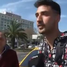 Mülteci ile taksicinin ücret pazarlığı