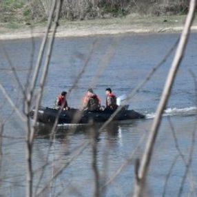 Özel Harekat polisleri, Meriç Nehri'nde devriyede
