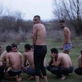 Türkiye bizi düşünmedi diyen Suriyeli sınırda bekliyor