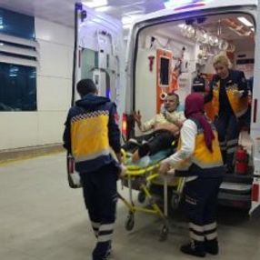 Eşini barışmaya ikna edemedi, benzin döküp kendini yaktı