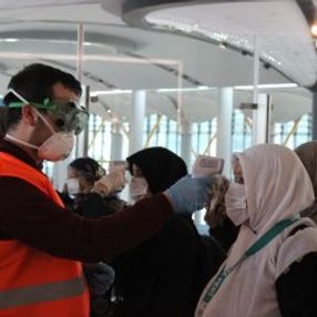 Diyanet: 27 Şubat itibariyle umre çıkışları durduruldu
