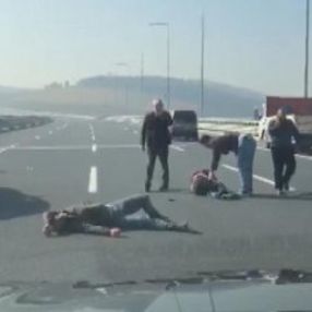 İstanbul'da kaza sonrası 5 kişi kavgaya tutuştu
