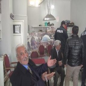 Kahvehanede okey oynarken polise yakalandılar