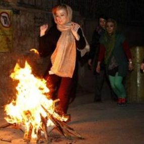 İran'da 'Çarşamba Suri' kutlamalarında 3 kişi öldü