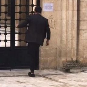 Şanlıurfa'da cuma namazı protestosu