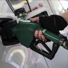 Benzine bir indirim daha